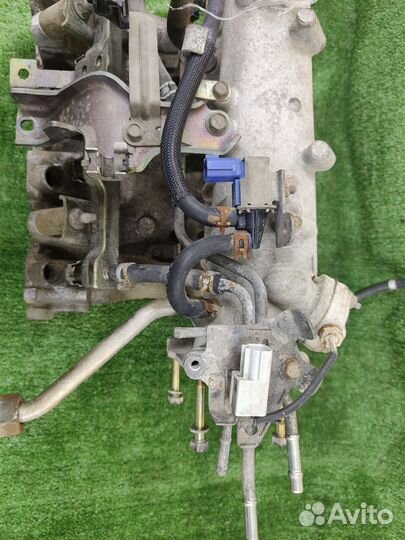 Впускной коллектор Nissan primera P11