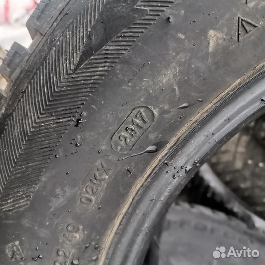 Bfgoodrich G-Force Stud 215/60 R16