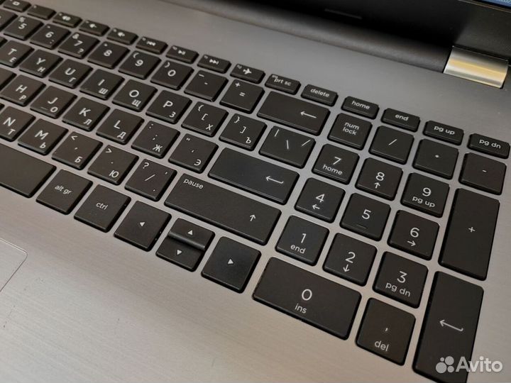 Ноутбук HP для игр учебы SSD240 FullHD Новый Акб