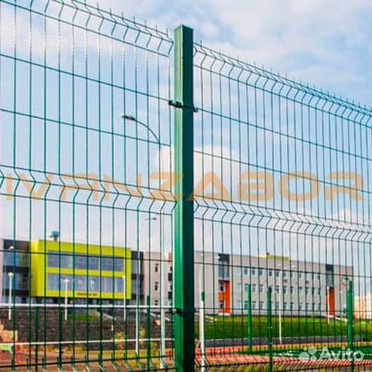 Заборы возле многоквартирных домов в Тейково