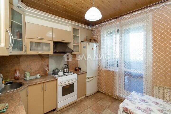 2-к. квартира, 53 м², 3/9 эт.