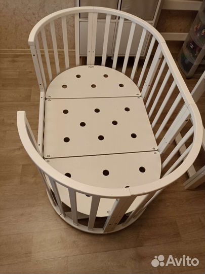 Детская овальная кроватка