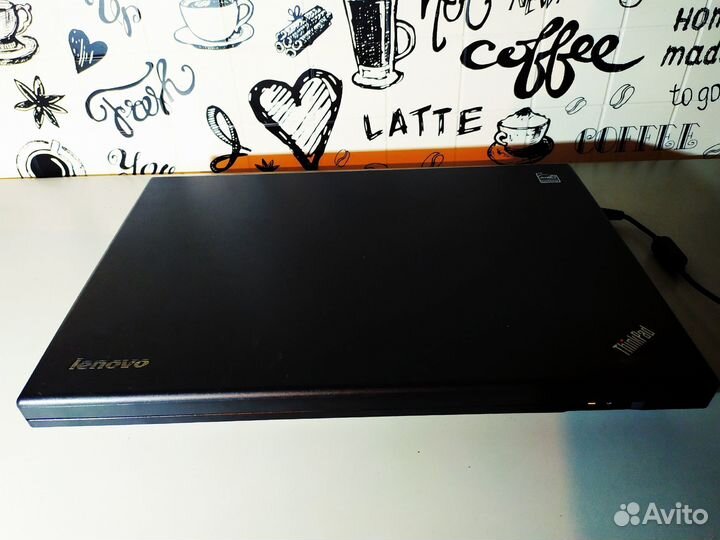 Lenovo Thinkpad L420 - Core i3-2 Gen \ 4 Озу \ 320