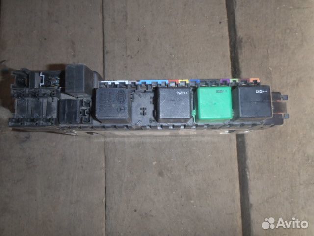 Блок предохранителей W220 S-klass A0325458332