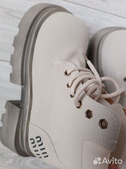 Ботинки женские