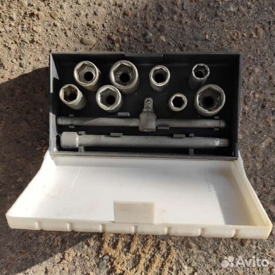 Набор ключей головок