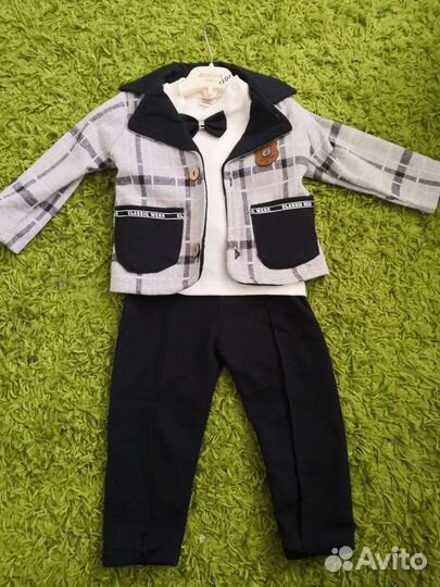 Детский костюм тройка новый