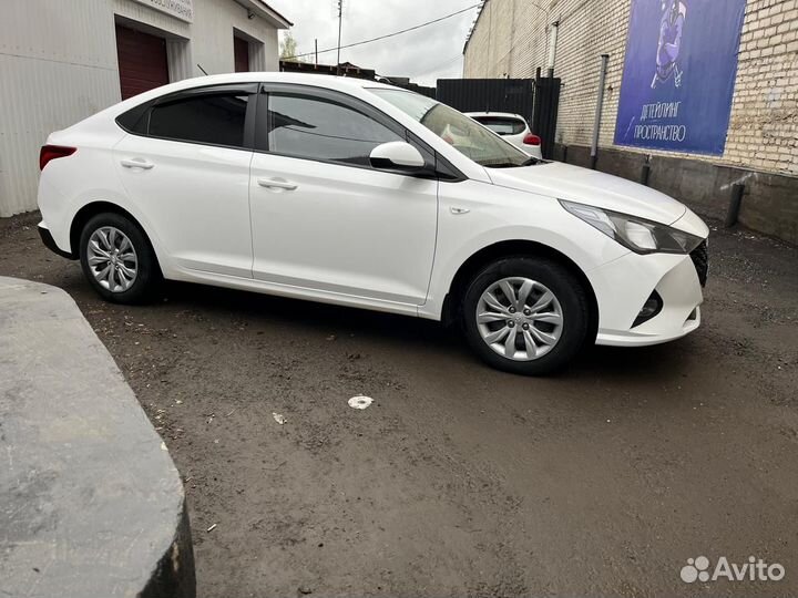 Hyundai Solaris 1.6 AT, 2021, 110 580 км