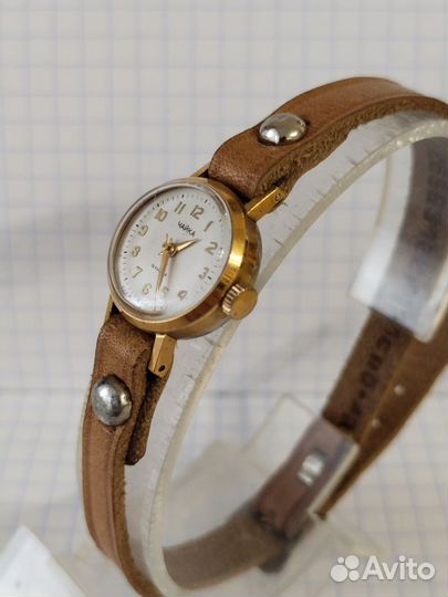 Редкие Женские Часы Чайка 19 камней