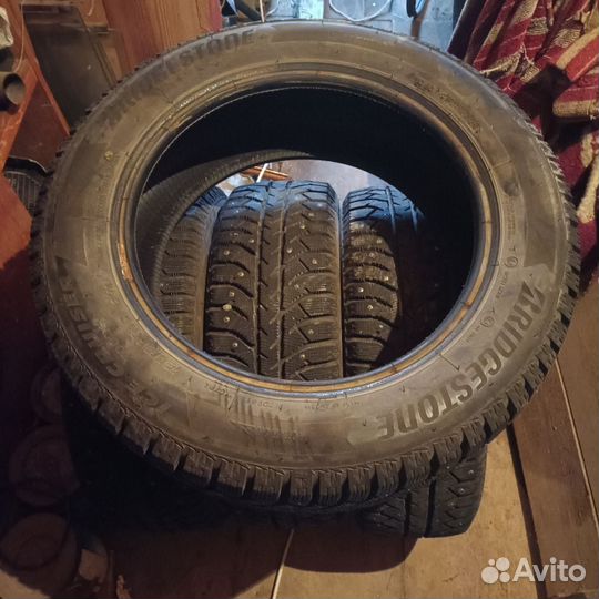 Bridgestone Ice Cruiser 7000S 185/60 R15