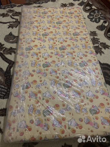 Матрас деткий в кроватку