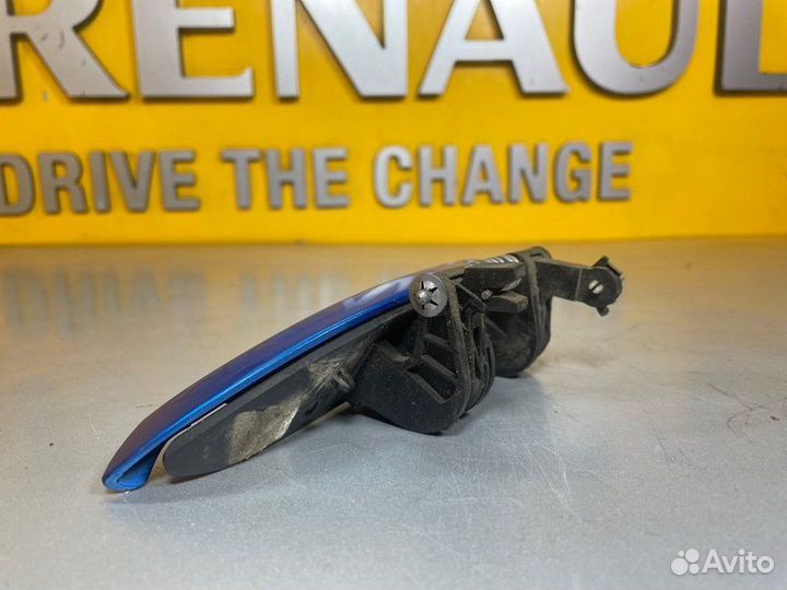 Ручка двери внешняя правая Renault Logan K7M A812