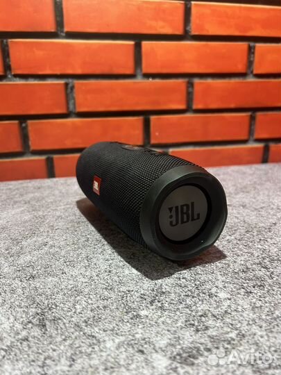 Bluetooth колонка jbl charge 3