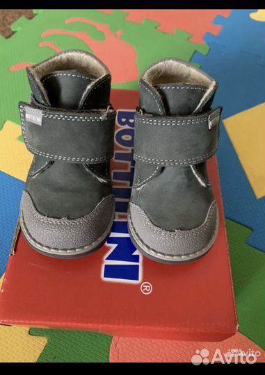 Ботинки демисезонные для мальчика 20