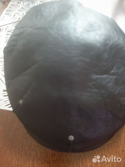 Мужская кожаная кепка зимняя