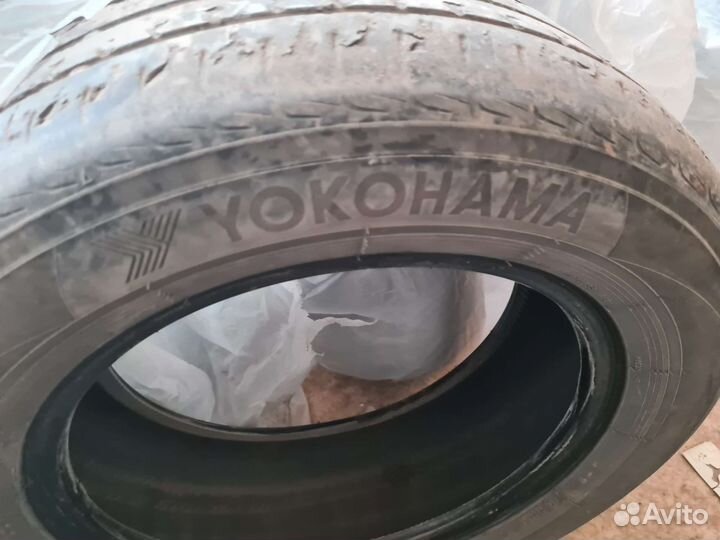 Yokohama BluEarth Ecos ES31 215/60 R16