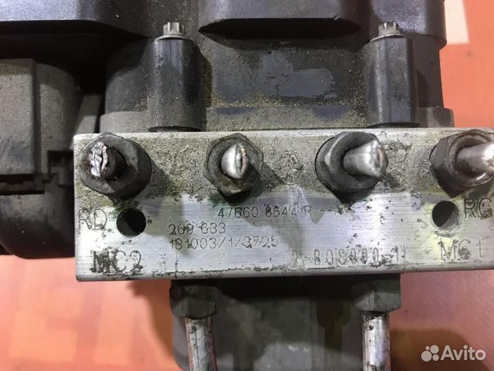 Блок ABS от рено Сандеро 2 (2013-2018 ) Дорестай