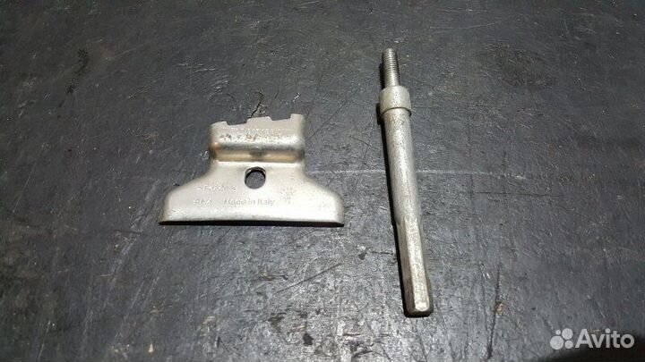 Крепление аккумулятора Porsche Cayenne 957 M48.51