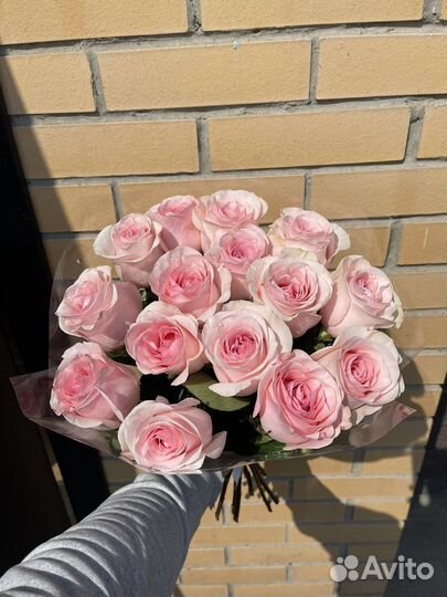 Розы с Доставкой и Букет Цветов