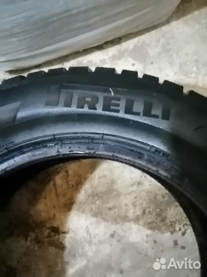 Pirelli Ice Zero 205/60 R16 92