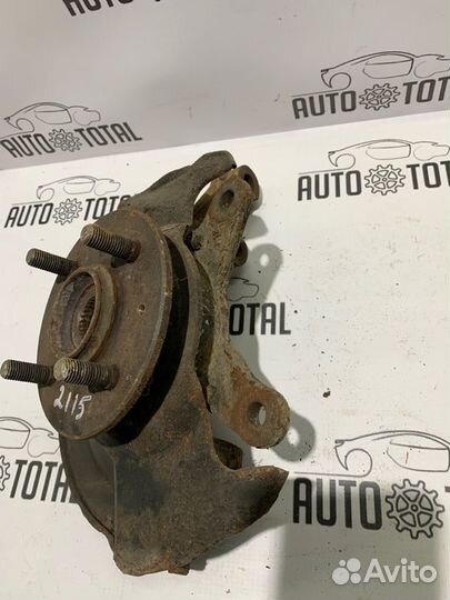 Кулак поворотный левый Honda Civic ES