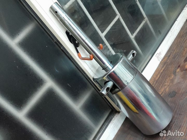 Гидроцилиндр кресло парикмахера