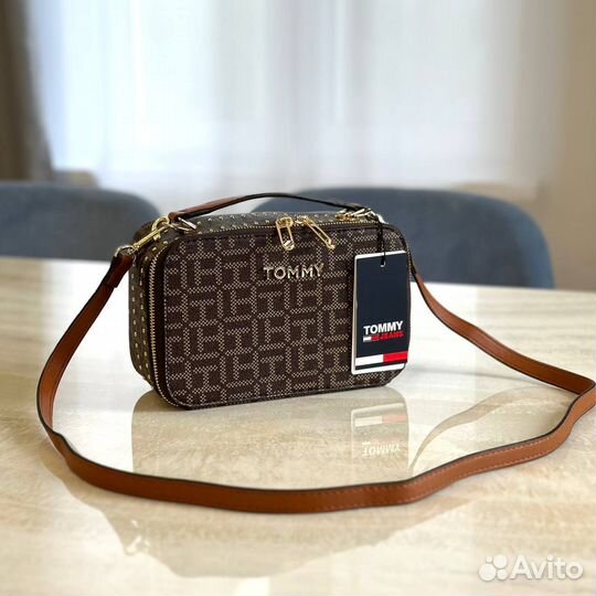 Сумка Tommy Hilfiger