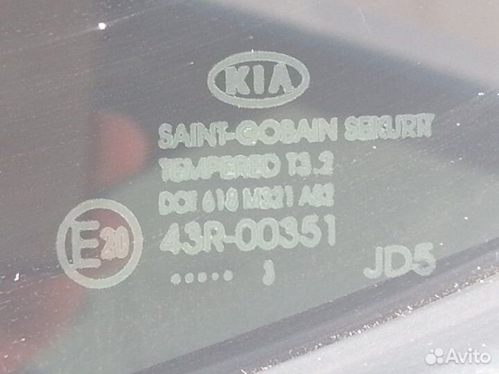 Стекло заднее левое Kia Ceed JD G4FA 2013