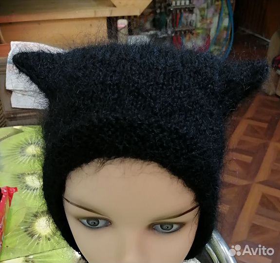 Чепчик с кошачьми ушками