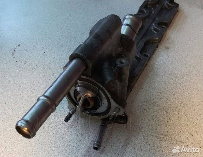 Корпус термостата Lexus Es300 MCV20 1mzfe