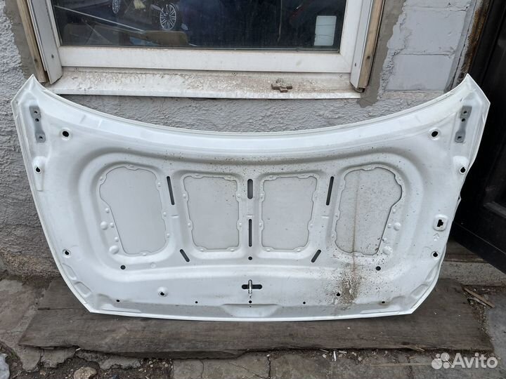 Капот на hyundai solaris 2018