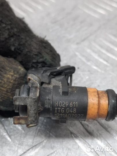 Форсунка Renault Clio хэтчбэк 3 дв. 1.4 K4J711