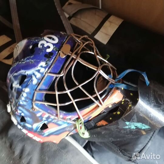 Вратарский шлем