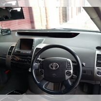 Toyota Prius 1.5 CVT, 2007, 257 000 км, с пробегом, цена 550 000 руб.