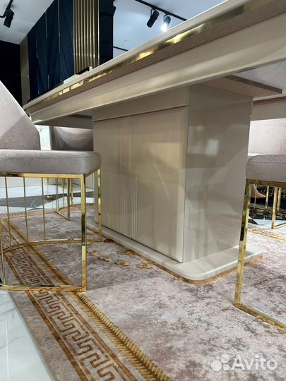 Столовый комплект Gold