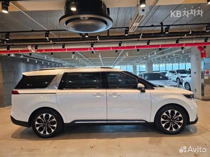 Kia Carnival 2.2 AT, 2021, 81 000 км