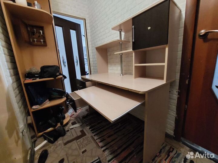 Компьютерный стол