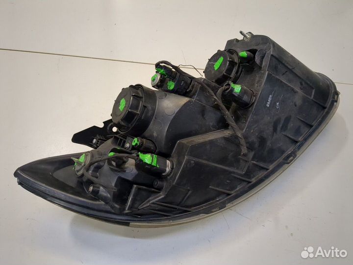 Фара (передняя) левая Hyundai Santa Fe, 2007