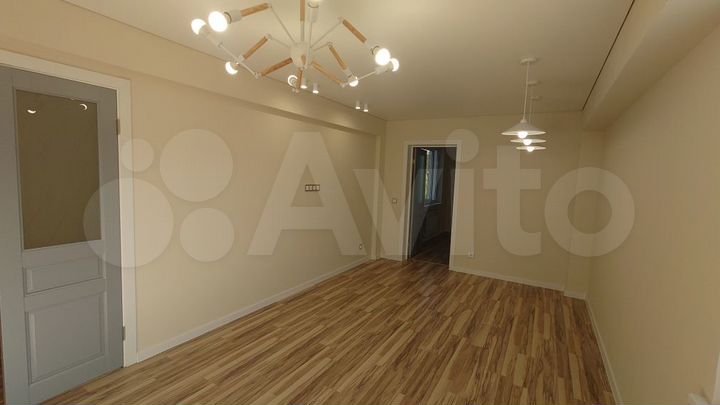 4-к. квартира, 75 м², 3/5 эт.