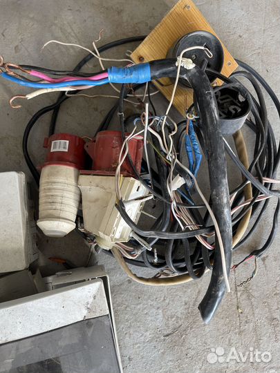 Преобразователь напряжения