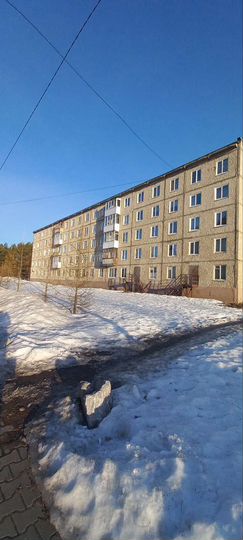 2-к. квартира, 47 м², 1/5 эт.