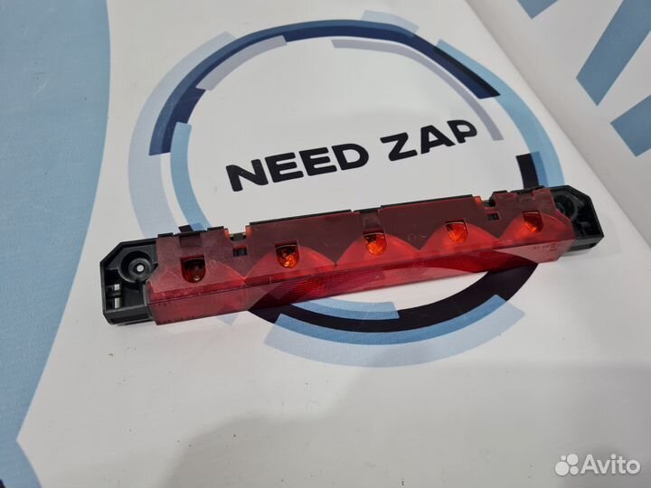 Фонарь задний (стоп сигнал) Peugeot 407