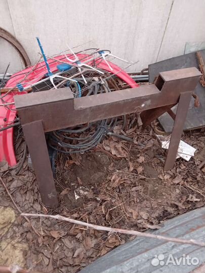 Опора (козлы) для грузовика