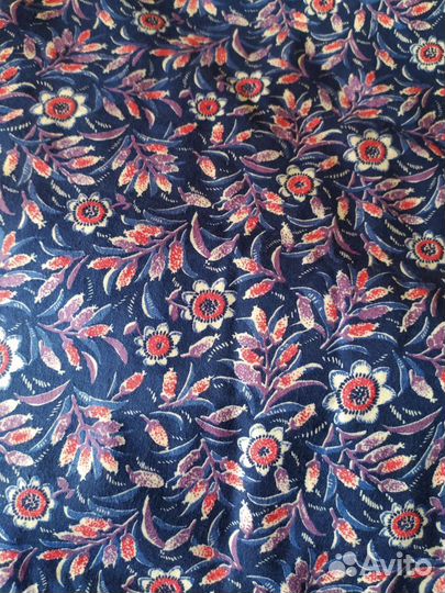 Отрезы тканей шерсть, лён, фланель