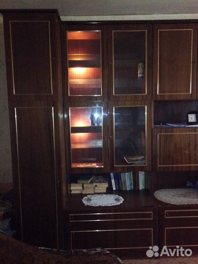 Стенка- ретро СССР - Болгария -80-90 гг + люстра