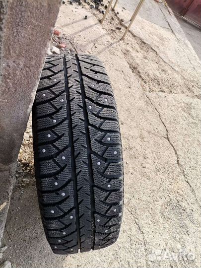Bridgestone Ice Cruiser 7000S 185/65 R14