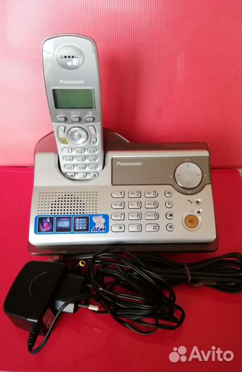 Радиотелефон Panasonic KX-TCD 235 RUT