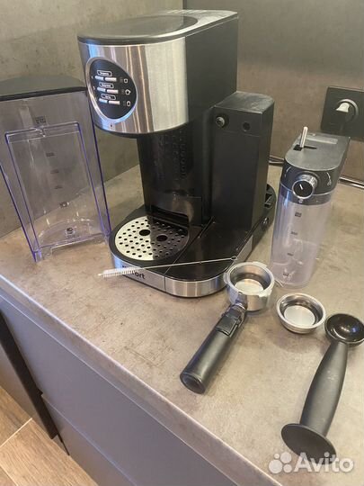 Рожковая кофеварка Kitfort