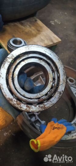 Подшипники 7610