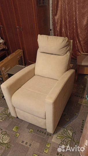 Кресло с электрореклайнером
